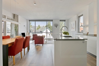 Hoogstraat 185 03 EINDHOVEN
