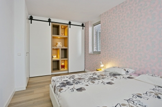 Hoogstraat 185 03 EINDHOVEN