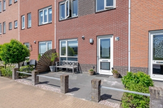 Koningspage 99 HOOGEVEEN