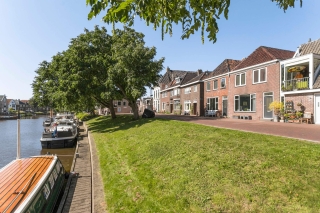 Halvemaanspoort 11 DOKKUM