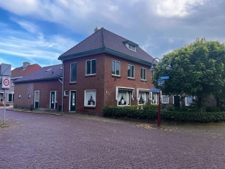 Kerkplein 11 11A Dalfsen