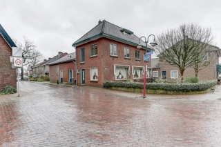 Kerkplein 11 11A Dalfsen