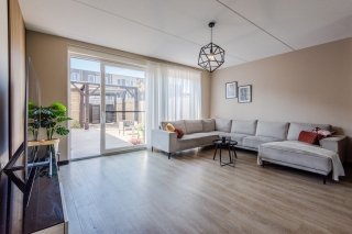 Wimpelplantsoen 227 Almere