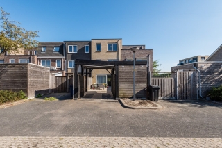 Wimpelplantsoen 227 Almere