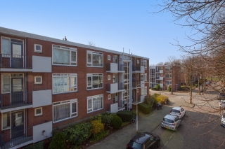 Diepenbrocklaan 18 LEIDEN