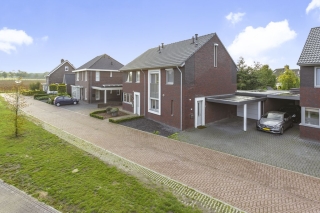 Rozemarijn 35 OOST WEST EN MIDDELBEERS