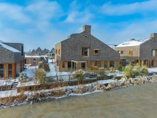 De Koraaljuffer  Eelderwolde