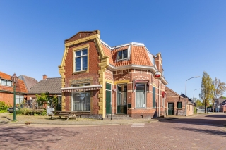 't loug 23 Spijk