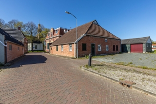 't loug 23 Spijk