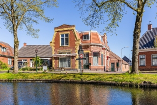 't loug 23 Spijk